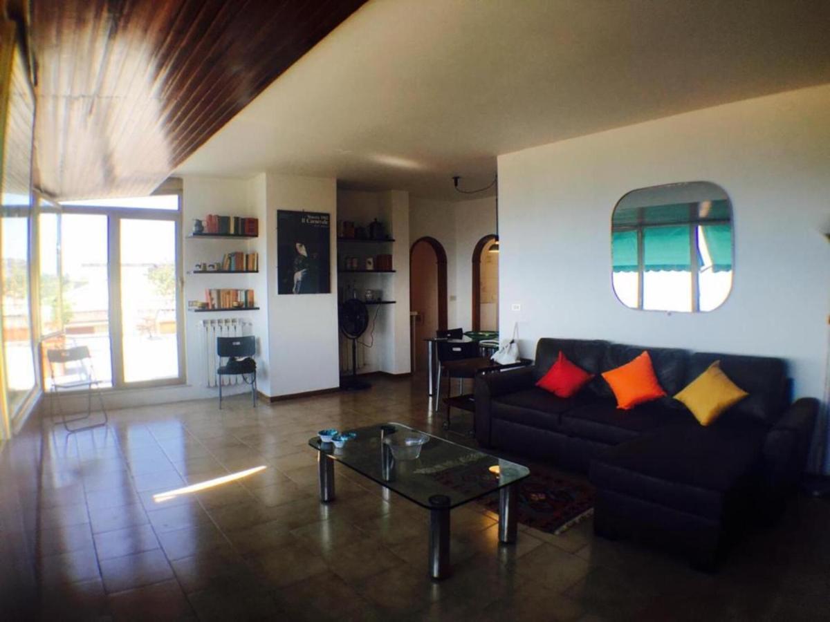 דירות ואראצה Riviera Mare מראה חיצוני תמונה